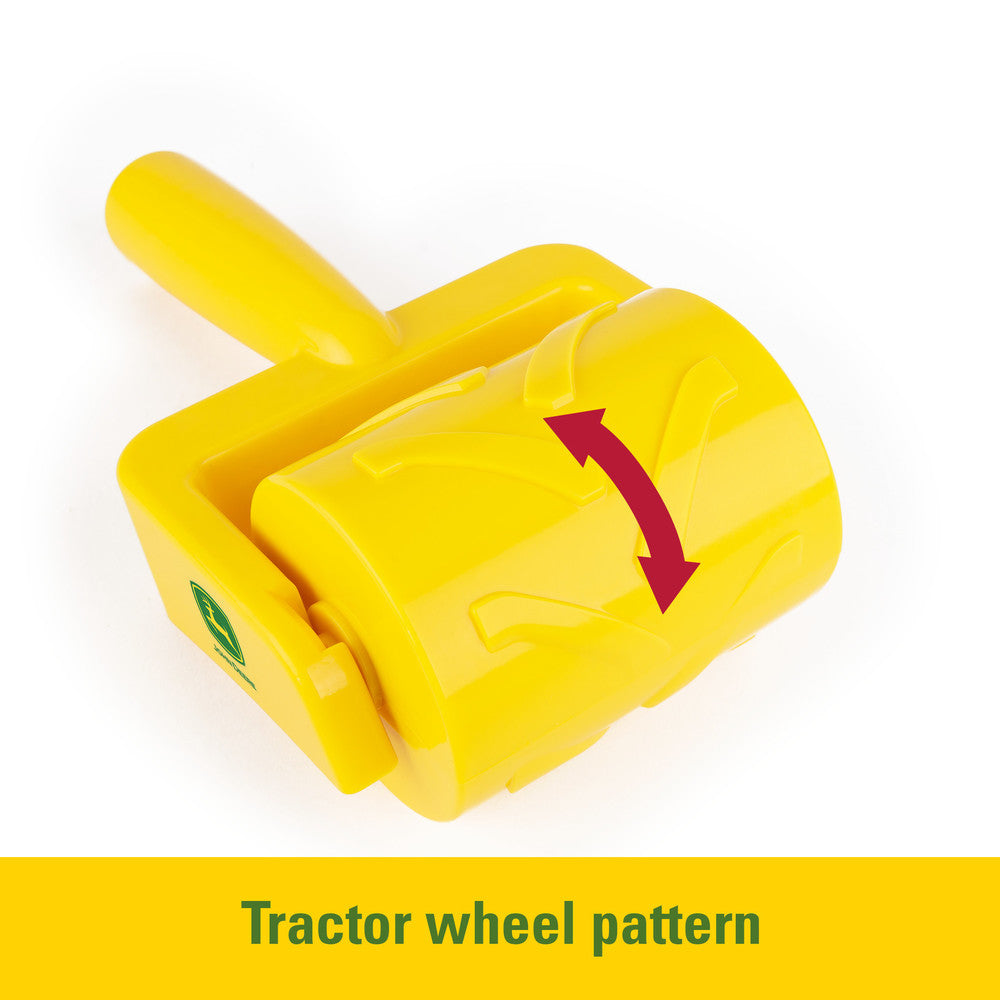 John Deere Big Scoop with Sand Tools