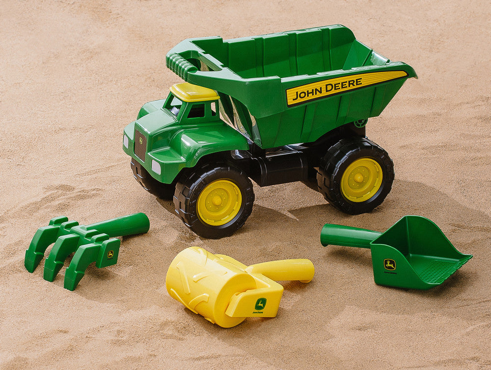 John Deere Big Scoop with Sand Tools