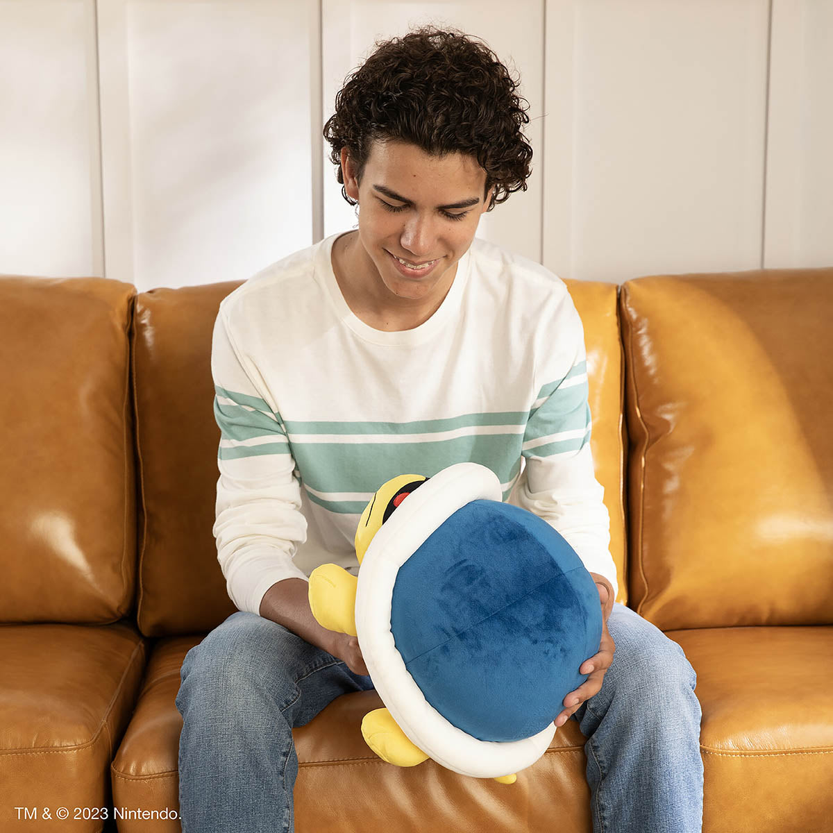 Club Mocchi- Mocchi- Buzzy Beetle™ Mega – Plush Toy