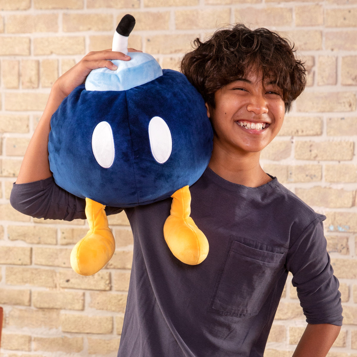 Club Mocchi- Mocchi - Super Mario™ Bob-omb Mega Plush - 38cm