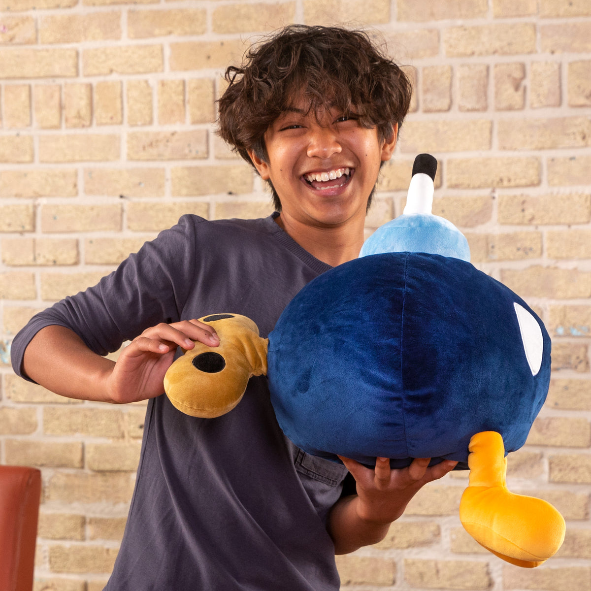 Club Mocchi- Mocchi - Super Mario™ Bob-omb Mega Plush - 38cm