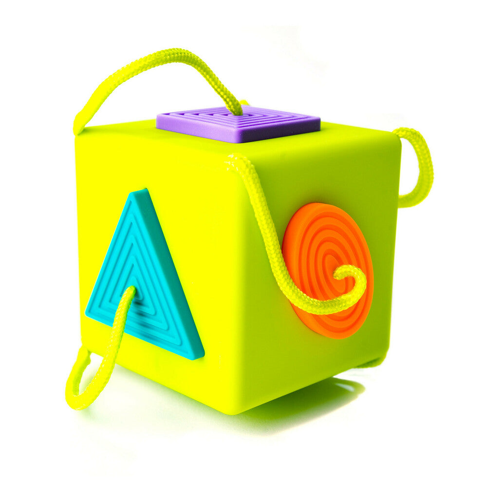 Fat Brain Ooombee Cube